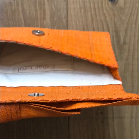 Mar Y Sol Orange Basketweave Clutch Purse - Picture 4 of 4
